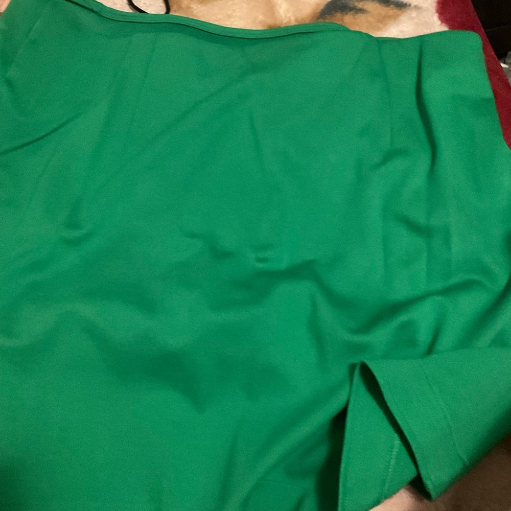 Green H&M skirt